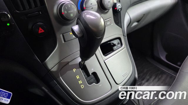 Hyundai Starex 2015 — photo 9