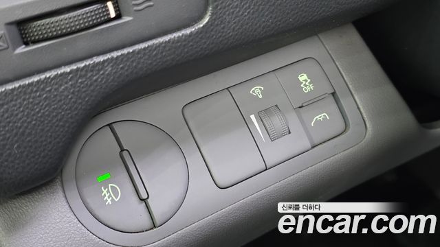 Hyundai Starex 2015 — photo 13