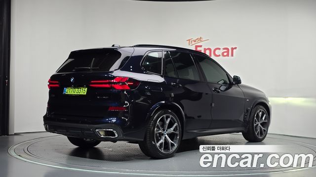 BMW X5 2025 — photo 2