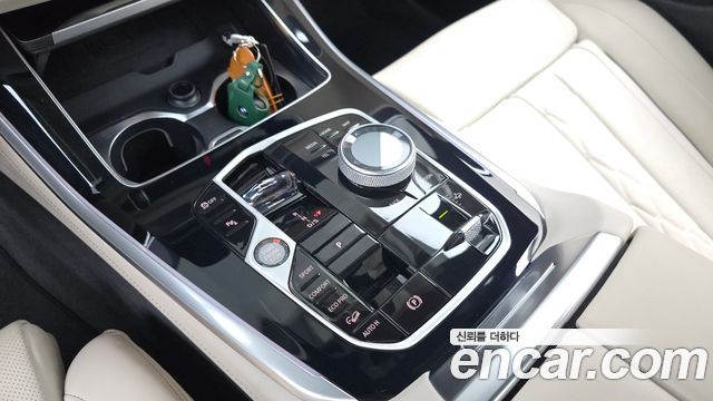 BMW X5 2025 — photo 12