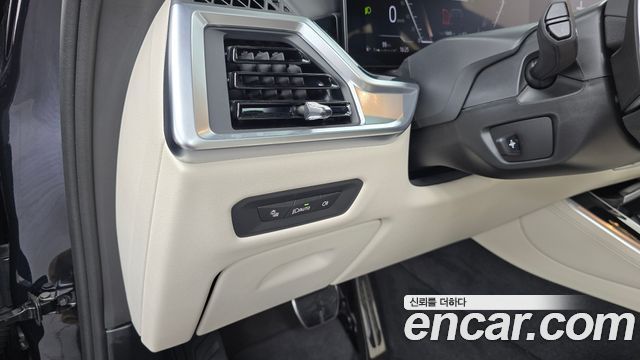 BMW X5 2025 — photo 26