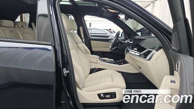 BMW X5 2025 — photo 16