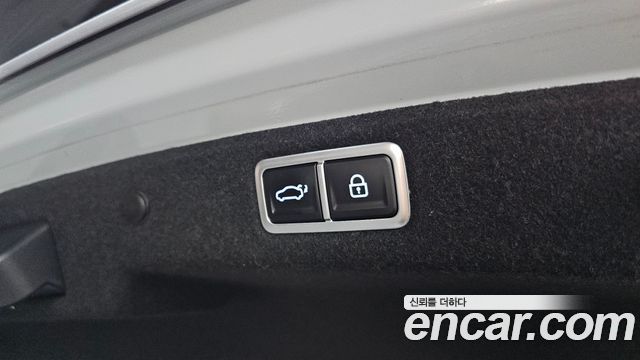 Hyundai Grandeur 2023 — photo 25