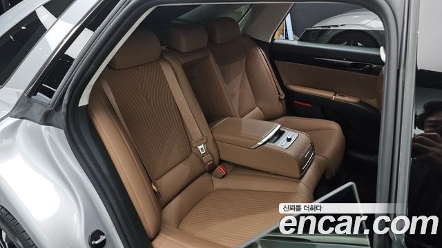 Hyundai Grandeur 2023 — photo 16