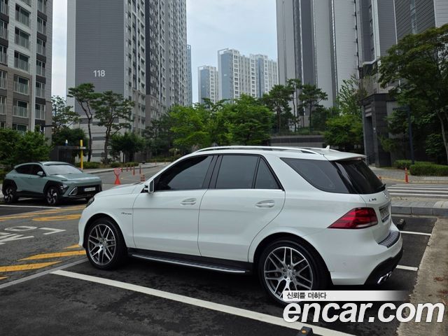 Mercedes-Benz GLE-Class 2016 — photo 3
