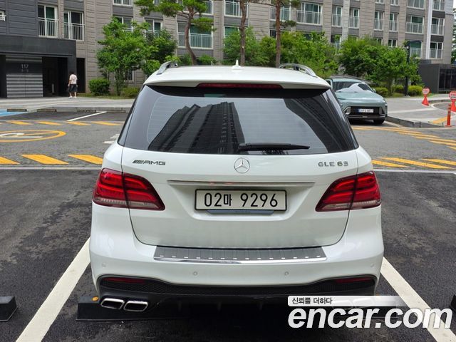 Mercedes-Benz GLE-Class 2016 — photo 5