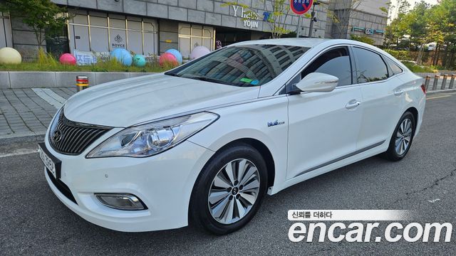 Hyundai Grandeur 2015 — photo 1