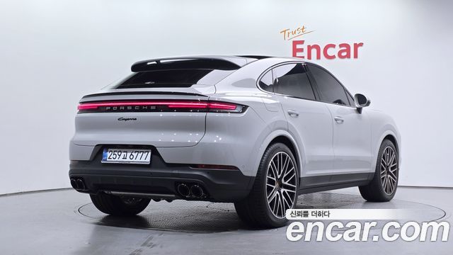 Porsche Cayenne 2026 — photo 2