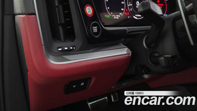 Porsche Cayenne 2026 — photo 24