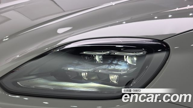 Porsche Cayenne 2026 — photo 8