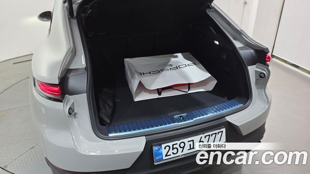 Porsche Cayenne 2026 — photo 30