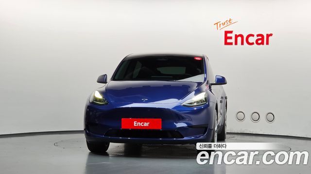 Tesla Model Y 2023 — photo 3