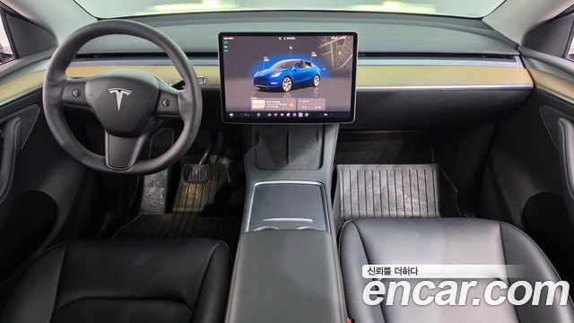 Tesla Model Y 2023 — photo 10