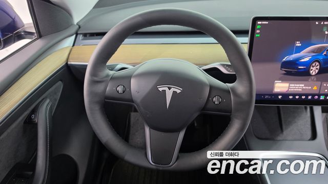 Tesla Model Y 2023 — photo 20