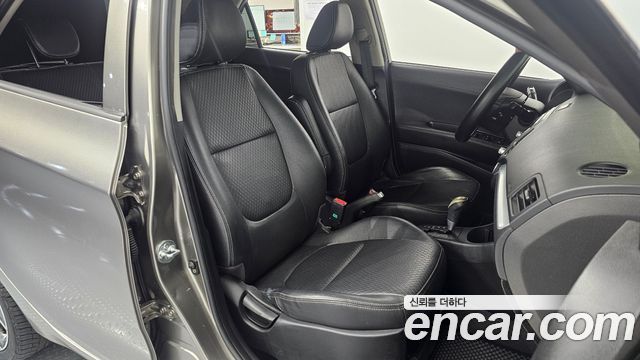 Kia morning 2012 — photo 12