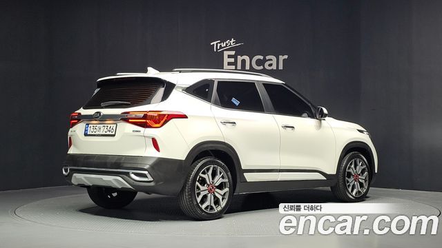 Kia Seltos 2022 — photo 2
