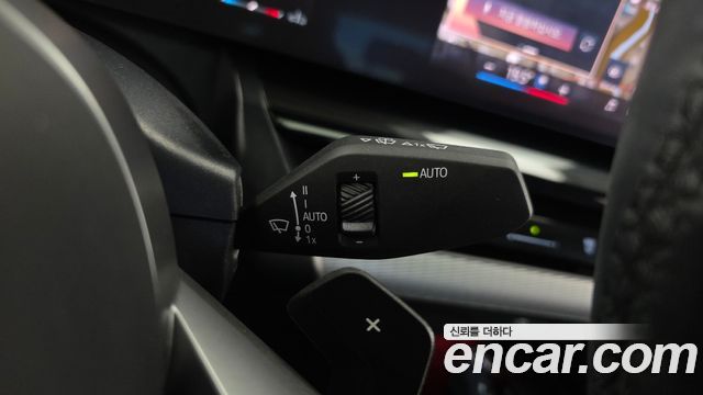 BMW 5-Series 2024 — photo 28