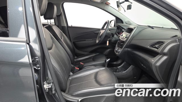 Chevrolet Korea Spark 2017 — photo 11