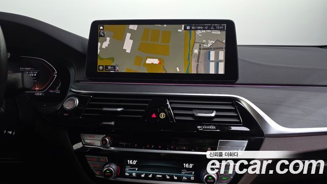 BMW Gran Turismo 2022 — photo 20