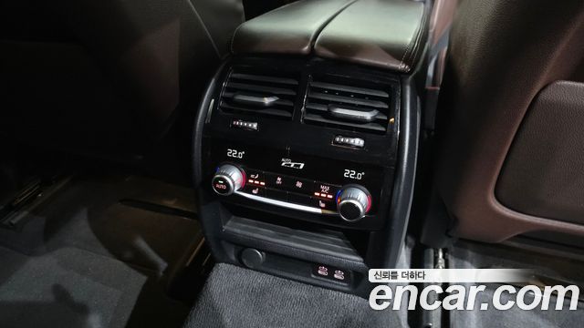 BMW Gran Turismo 2022 — photo 24