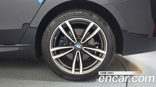 BMW Gran Turismo 2022 — photo 7