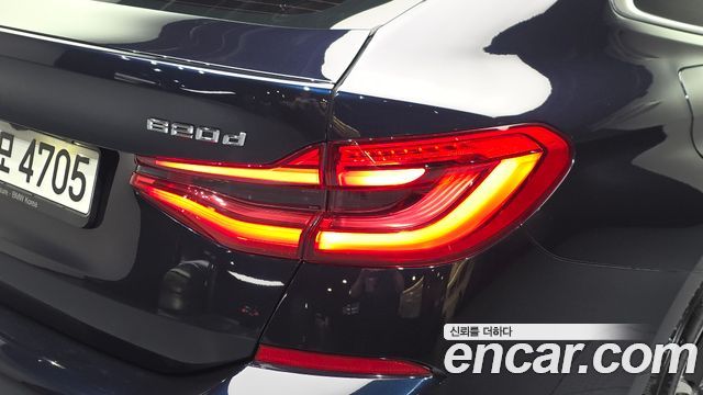BMW Gran Turismo 2022 — photo 9