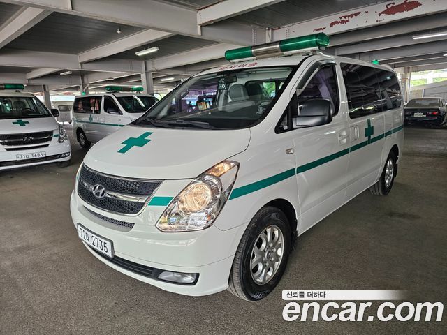 Hyundai Starex 2015 — photo 1