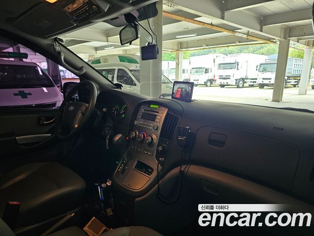 Hyundai Starex 2015 — photo 10