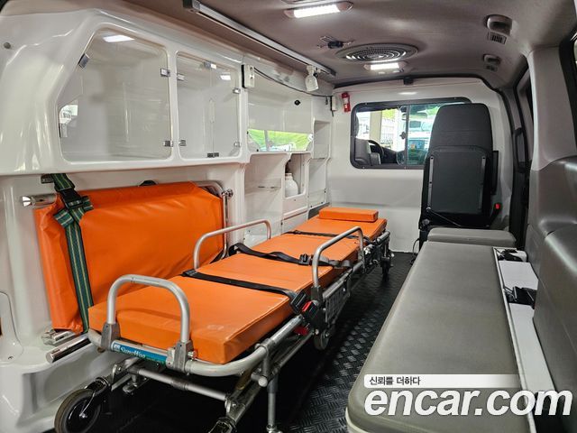 Hyundai Starex 2015 — photo 11
