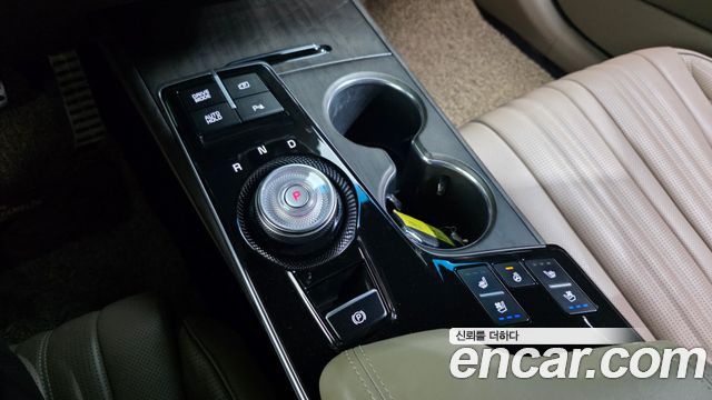 Kia K8 2022 — photo 12