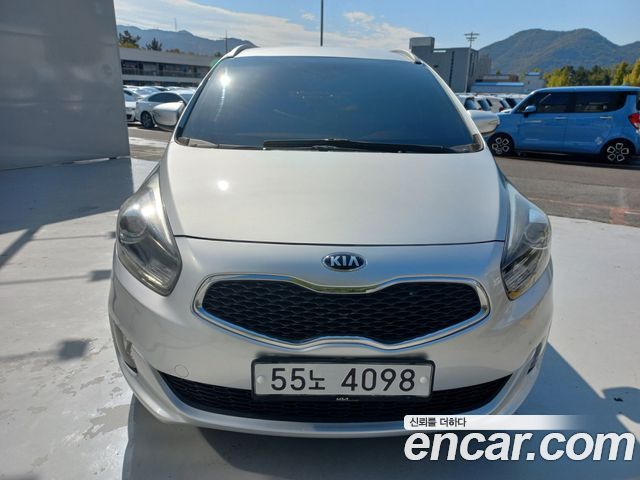 Kia Carens 2014 — photo 15