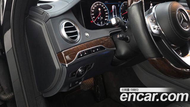 Mercedes-Benz S-Class 2019 — photo 19