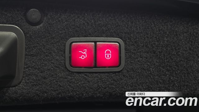 Mercedes-Benz S-Class 2019 — photo 34