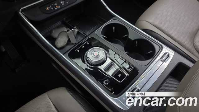 Kia Canival 2024 — photo 9