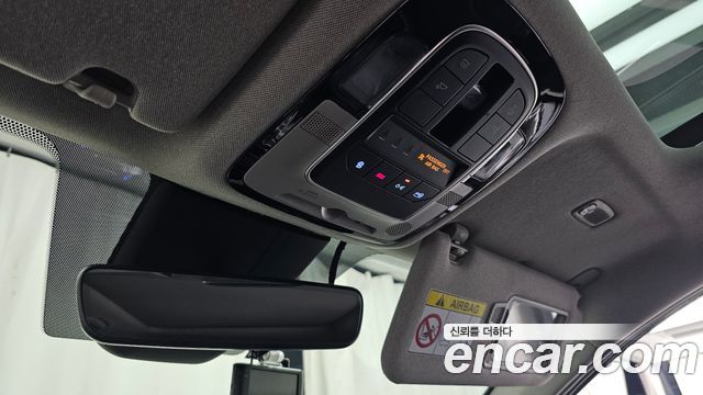 Hyundai Santafe 2022 — photo 28
