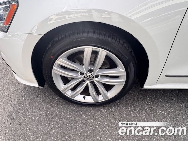 Volkswagen Passat 2018 — photo 5