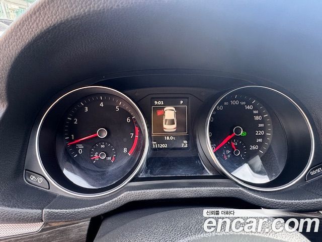 Volkswagen Passat 2018 — photo 8