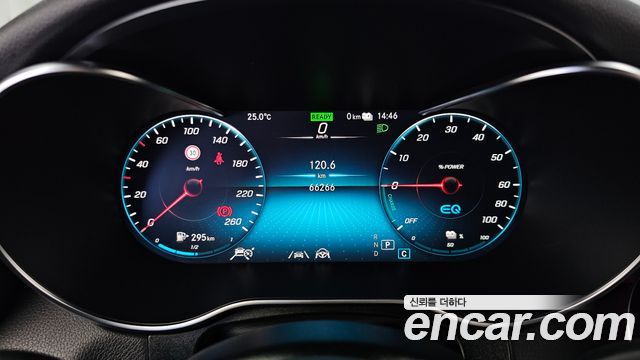 Mercedes-Benz GLC-Class 2021 — photo 11