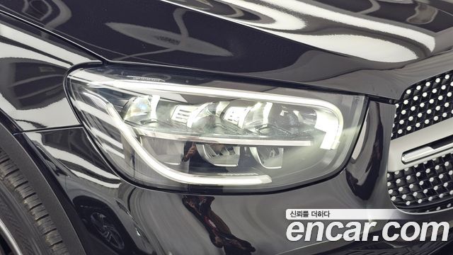Mercedes-Benz GLC-Class 2021 — photo 8