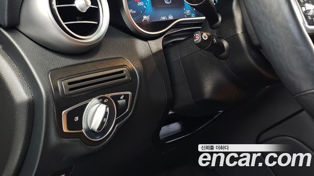 Mercedes-Benz GLC-Class 2021 — photo 28