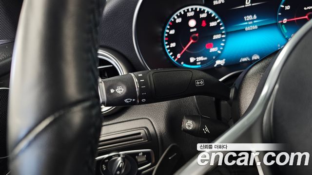 Mercedes-Benz GLC-Class 2021 — photo 29