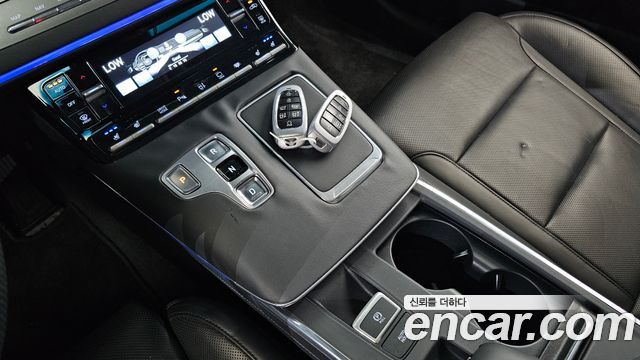 Hyundai Grandeur 2022 — photo 12