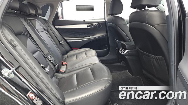 Hyundai Grandeur 2022 — photo 17