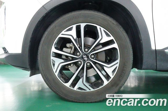 Hyundai Santafe 2020 — photo 20
