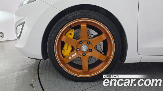 Hyundai i30 2015 — photo 5