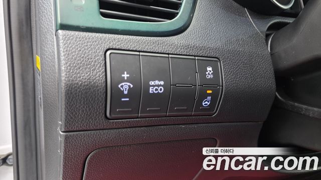 Hyundai i30 2015 — photo 25