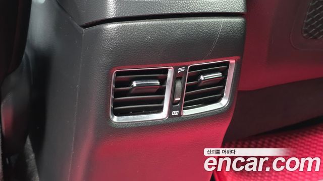 Hyundai i30 2015 — photo 29