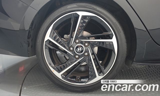 Hyundai AVANTE 2021 — photo 5