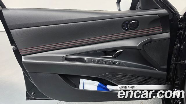 Hyundai AVANTE 2021 — photo 14