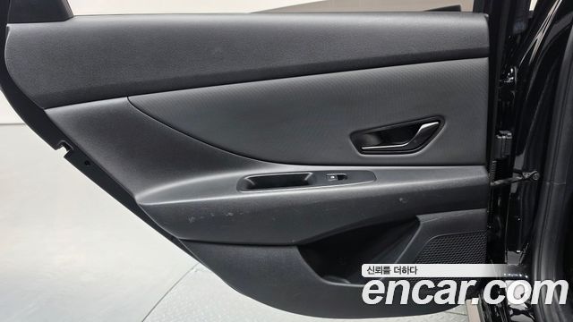Hyundai AVANTE 2021 — photo 15